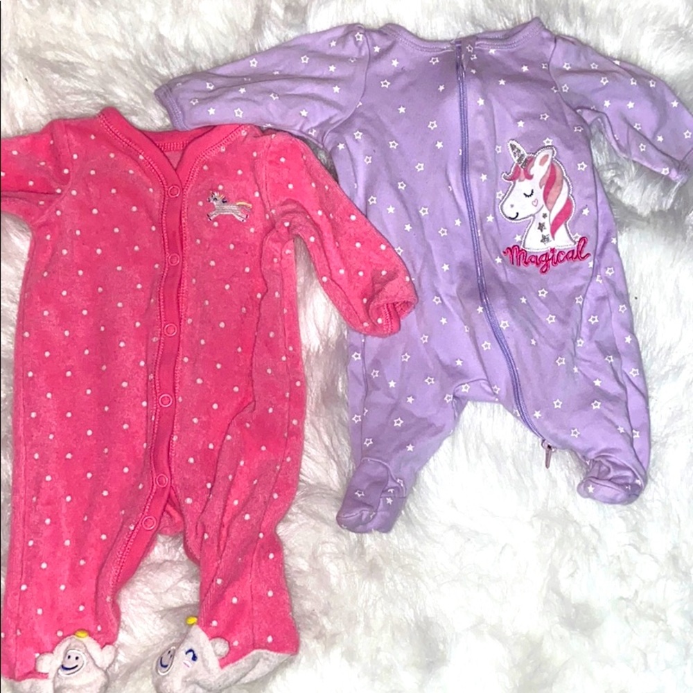 New born footsies
